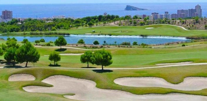 Image No.11-3 Bed Villa / Detached for sale