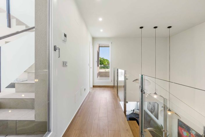 Image No.6-3 Bed Villa / Detached for sale