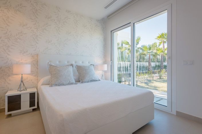 Image No.15-3 Bed Villa / Detached for sale