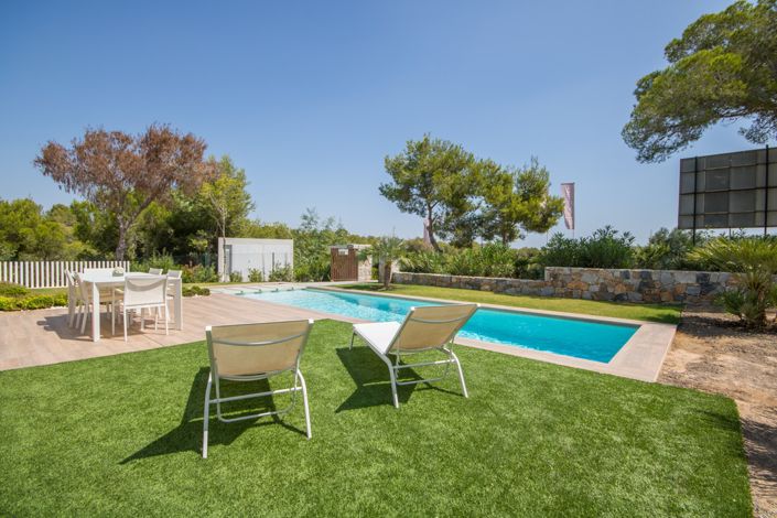 Image No.20-3 Bed Villa / Detached for sale