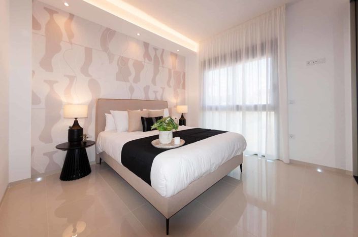 Image No.14-3 Bed Villa / Detached for sale