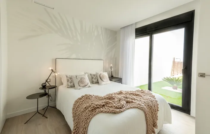 Image No.11-3 Bed Villa / Detached for sale