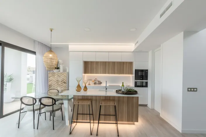 Image No.5-3 Bed Villa / Detached for sale