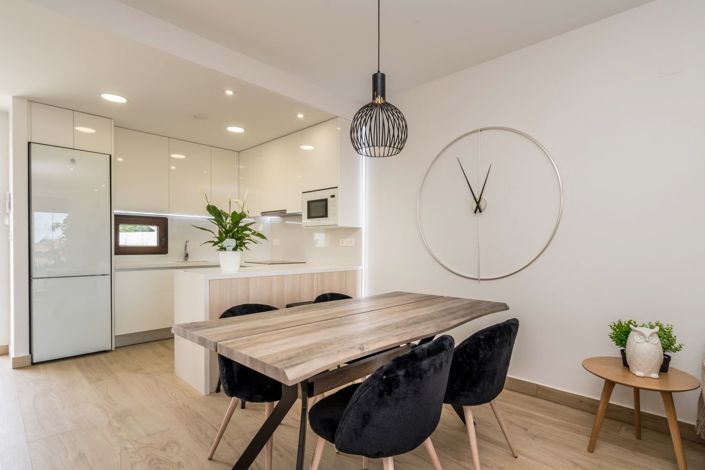 Image No.5-2 Bed Apartment for sale