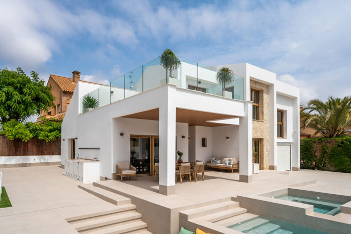 Image No.38-3 Bed Villa / Detached for sale