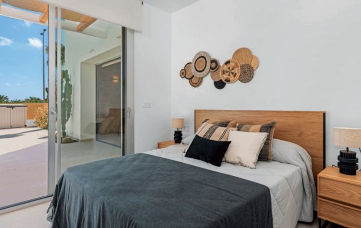 Image No.12-3 Bed Villa for sale