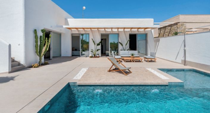 Image No.2-3 Bed Villa for sale