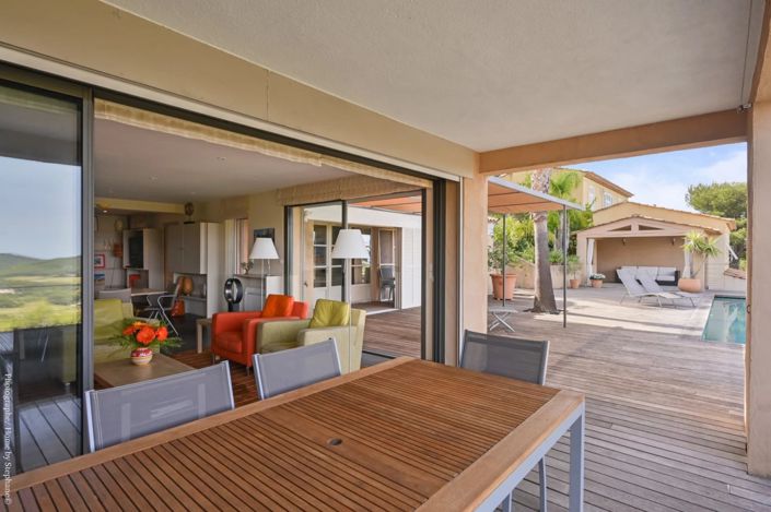 Image No.8-5 Bed Villa / Detached for sale