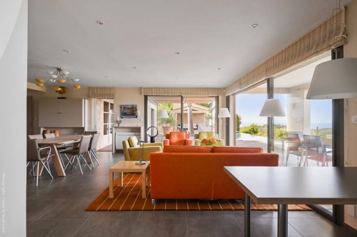 Image No.9-5 Bed Villa / Detached for sale