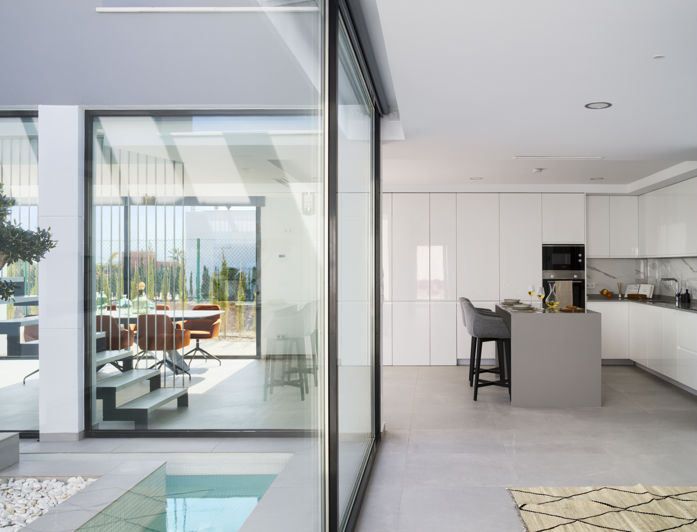 Image No.24-4 Bed Villa / Detached for sale