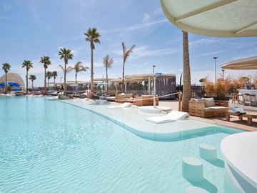 590935e813721868011c4f6f13ab8527-1