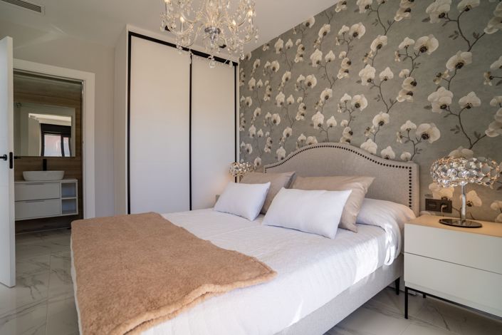 Image No.17-2 Bed Bungalow for sale