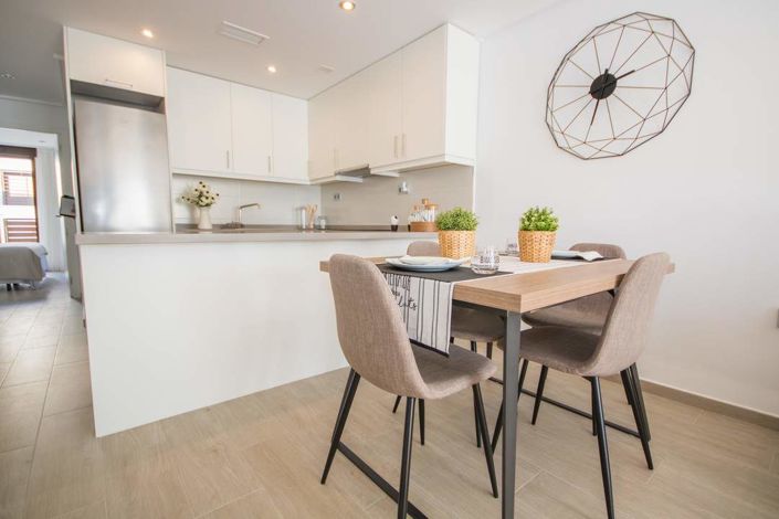 Image No.11-3 Bed Apartment for sale