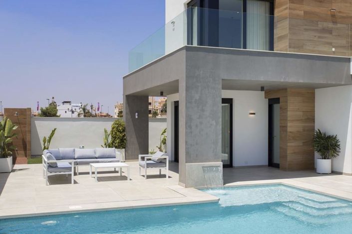 Image No.21-3 Bed Villa / Detached for sale