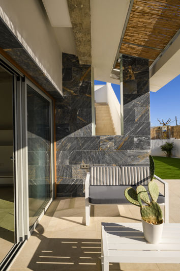 Image No.8-3 Bed Villa / Detached for sale