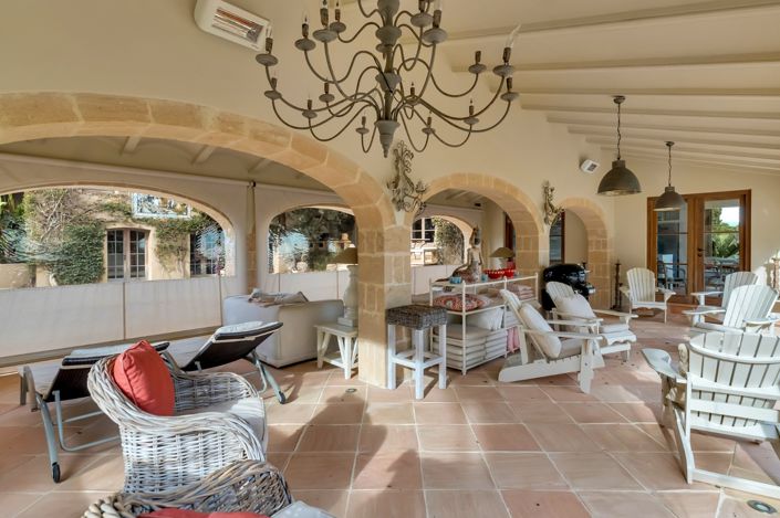 Image No.13-4 Bed Villa / Detached for sale