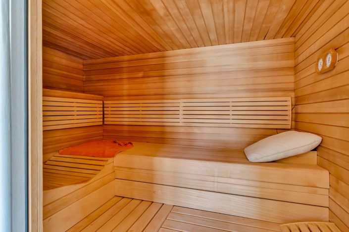 Image No.22-4 Bed Villa / Detached for sale