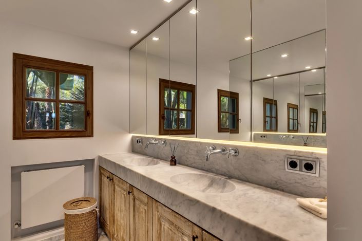 Image No.34-4 Bed Villa / Detached for sale