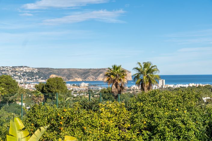 Image No.44-4 Bed Villa / Detached for sale