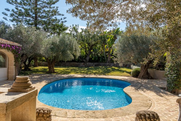 Image No.49-4 Bed Villa / Detached for sale