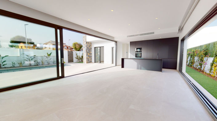 Image No.6-3 Bed Villa / Detached for sale