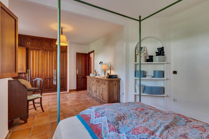 Image No.14-3 Bed Villa / Detached for sale