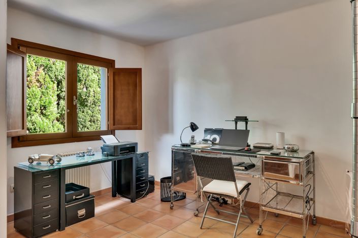 Image No.18-3 Bed Villa / Detached for sale