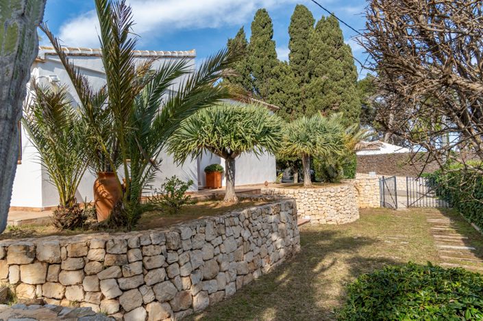 Image No.24-3 Bed Villa / Detached for sale