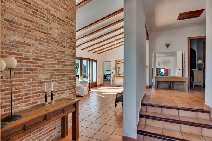 Image No.8-3 Bed Villa / Detached for sale