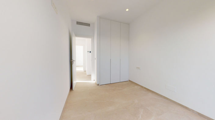 Image No.21-3 Bed Villa / Detached for sale