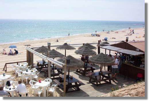 Image No.12-3 Bed Villa / Detached for sale