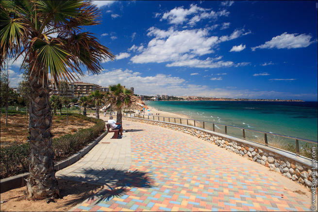 Image No.5-3 Bed Villa / Detached for sale