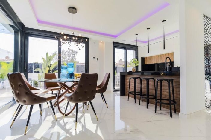 Image No.12-3 Bed Villa / Detached for sale