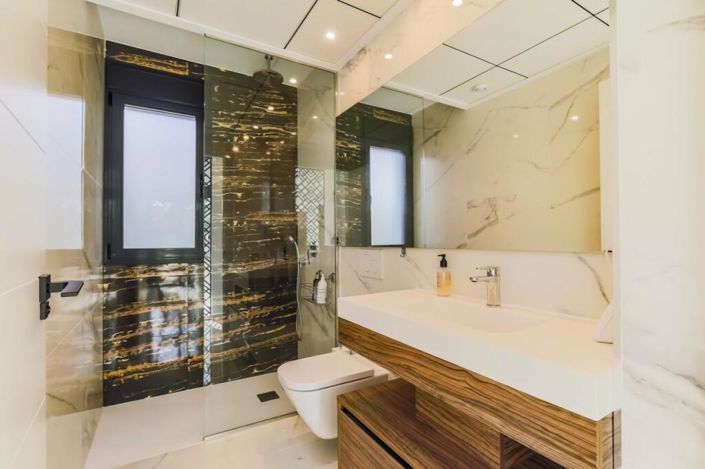 Image No.18-3 Bed Villa / Detached for sale