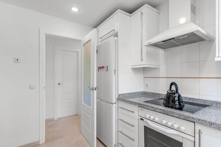 Image No.10-2 Bed Apartment for sale