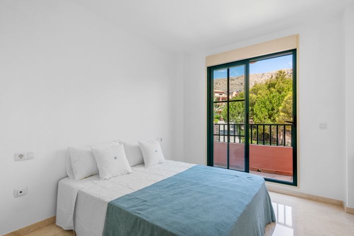 Image No.13-2 Bed Apartment for sale