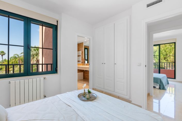 Image No.17-2 Bed Apartment for sale