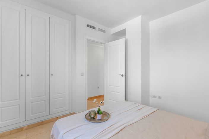 Image No.18-2 Bed Apartment for sale