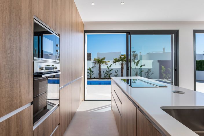 Image No.4-3 Bed Villa / Detached for sale