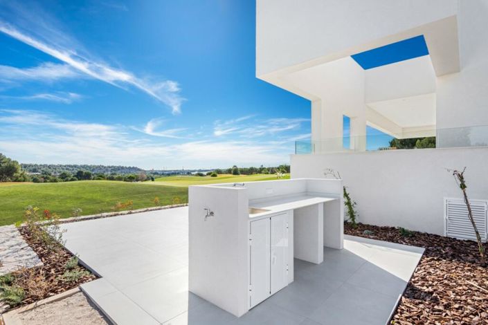 Image No.6-3 Bed Villa / Detached for sale