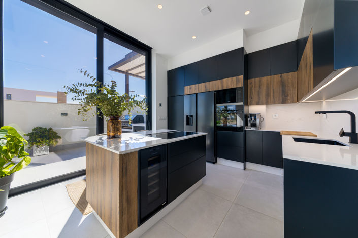 Image No.4-3 Bed Villa / Detached for sale