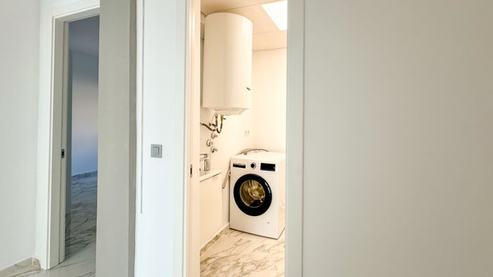 Image No.40-4 Bed Villa / Detached for sale