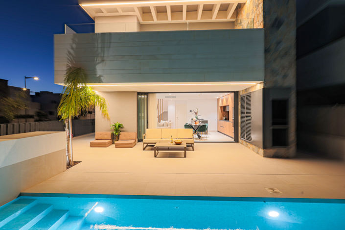 Image No.18-3 Bed Villa / Detached for sale