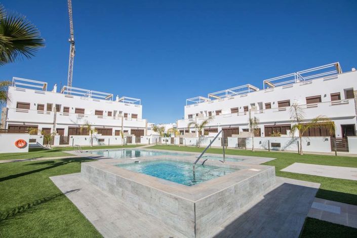 Image No.28-3 Bed Apartment for sale