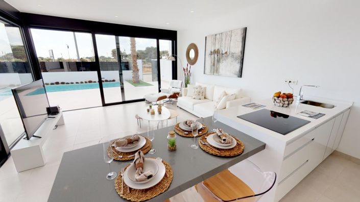 Image No.3-3 Bed Villa / Detached for sale