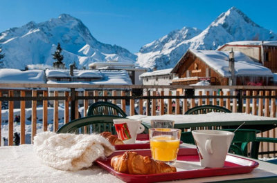 deux-alpes-breakfast-terrace