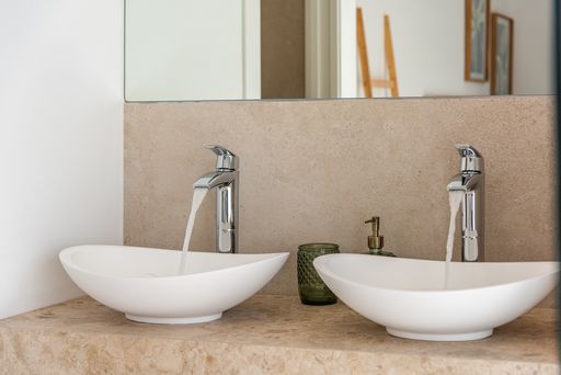 Image No.18-3 Bed Villa / Detached for sale