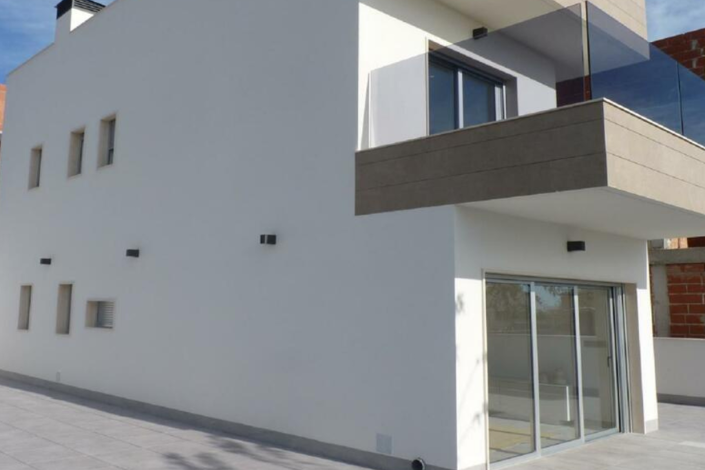 Image No.9-3 Bed Villa / Detached for sale