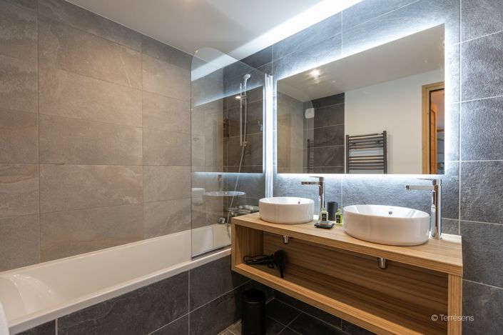 Image No.14-3 Bed Apartment for sale