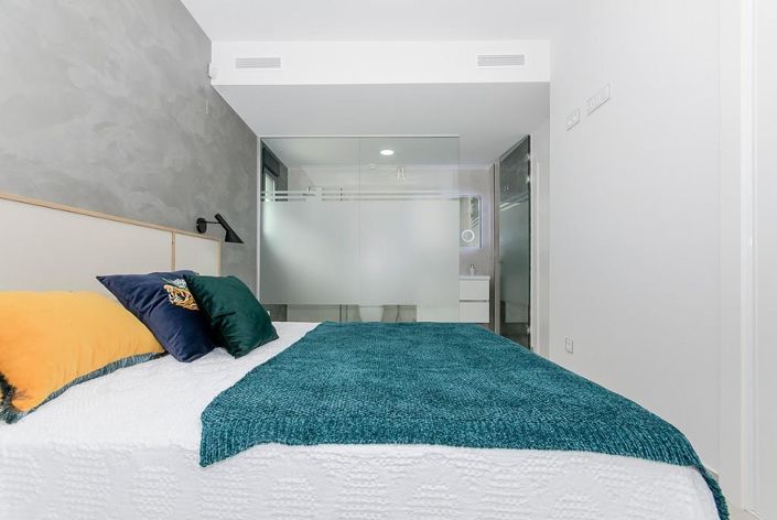 Image No.15-2 Bed Apartment for sale